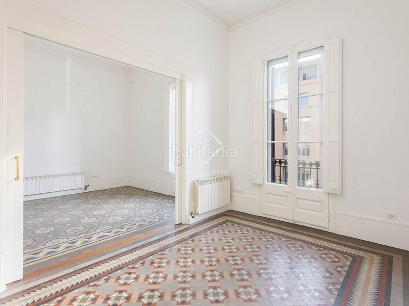 Foto 048a9ce8-892e-47de-abe2-3fb1e9cef11c. Miete etagenwohnung mit heizung in Dreta de l´Eixample Barcelona