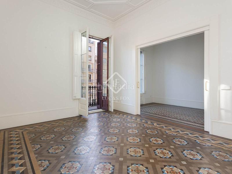 Foto 5b81bc0e-c783-41bc-b02c-9519e054bf54. Miete etagenwohnung mit heizung in Dreta de l´Eixample Barcelona
