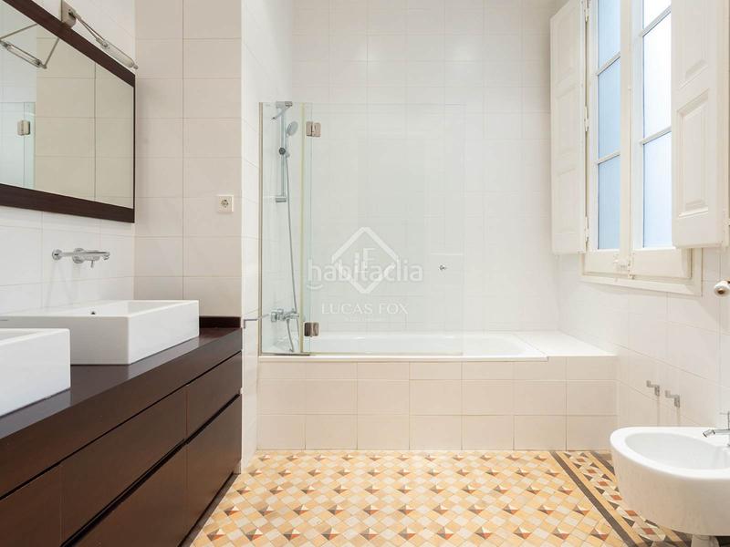 Foto 81d4e143-a7a9-4e54-8869-8d365e9a6ebe. Miete etagenwohnung mit heizung in Dreta de l´Eixample Barcelona