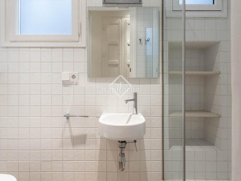 Foto ce749bc0-2782-4cc6-b8dd-009abe2ada67. Location appartement avec chauffage dans Dreta de l´Eixample Barcelona