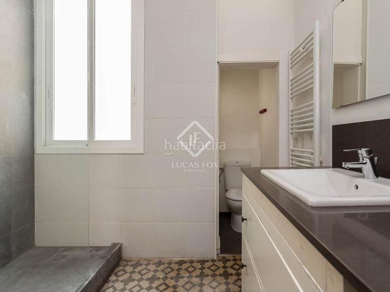 Foto fd4153b4-91d4-44fb-af43-ebb094dbee93. Appartamento in Raval Barcelona