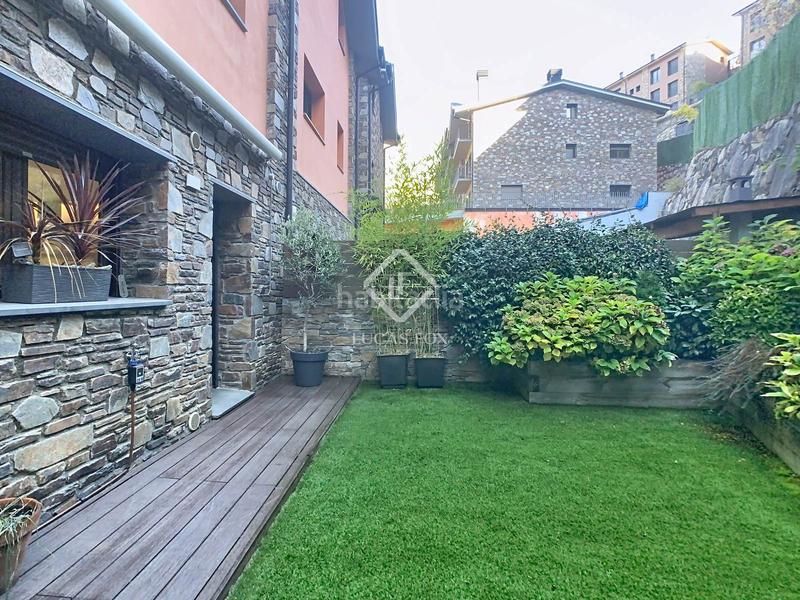 Foto 16216fb0-6928-4864-808d-afb2d994f365. Chalet mit heizung parking in Ciudad Universitaria Madrid