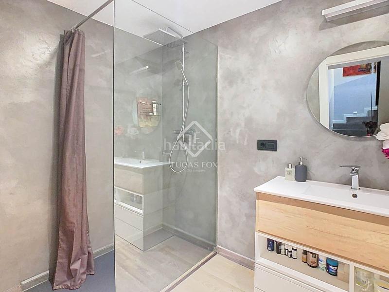 Foto 42441786-27e4-4001-9ef5-6c3d3f21fe84. Chalet mit heizung parking in Ciudad Universitaria Madrid