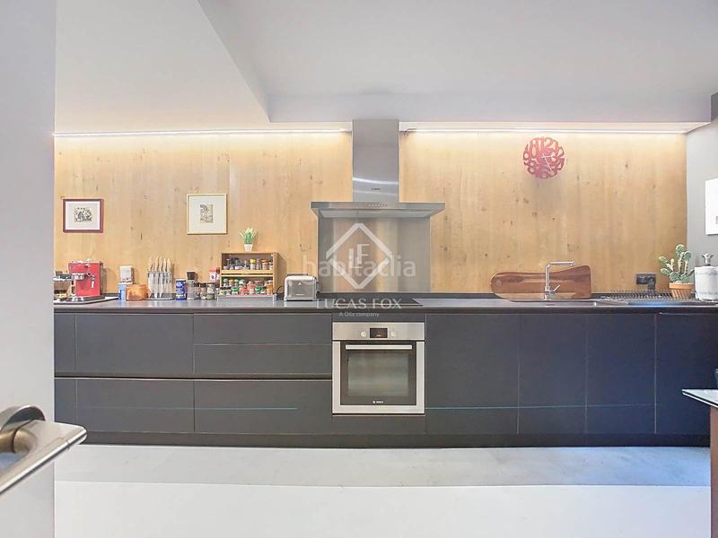 Foto b9371bd8-9479-47b0-9b42-194312de15c6. Chalet mit heizung parking in Ciudad Universitaria Madrid