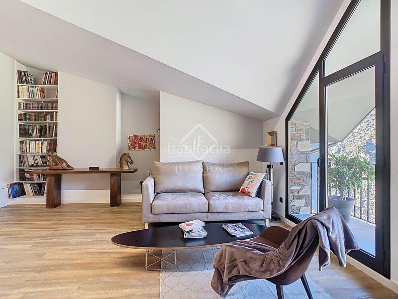 Foto c478a3d2-2e33-49e5-bee1-efb4dd652a7f. Chalet mit heizung parking in Ciudad Universitaria Madrid