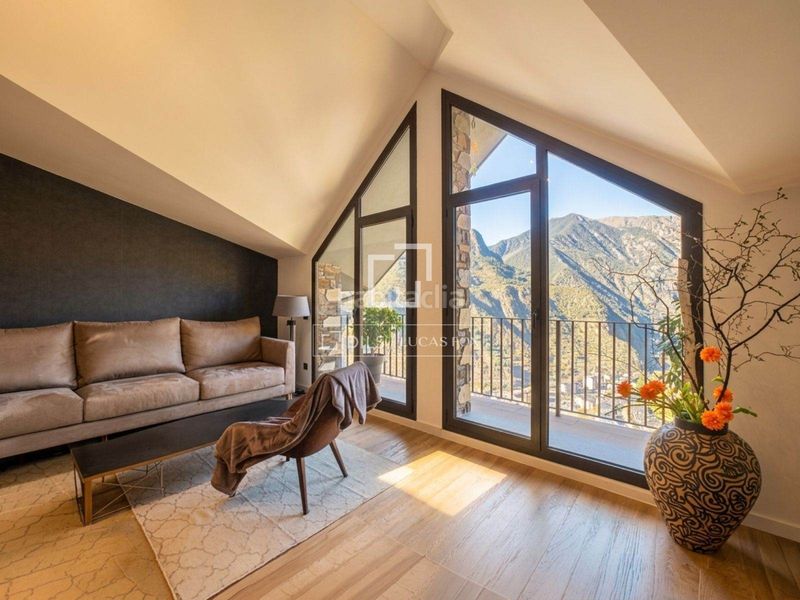 Foto d97da35d-1d57-4ff6-9901-01e03bea8c20. Xalet amb calefacció aparcament a Ciudad Universitaria Madrid