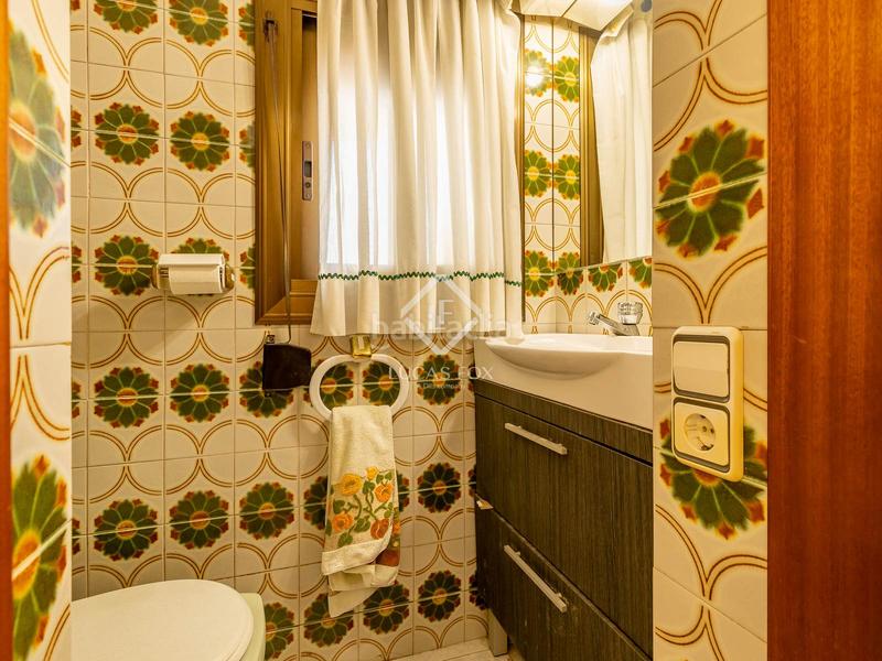 Foto 62e398ad-3a17-4e5e-8a0d-fe36ef4702ae. Chalet avec parking piscine dans Lluminetes Castelldefels