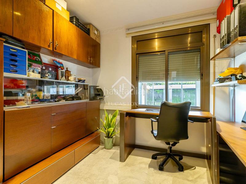 Foto 9b483c1a-15f1-48da-8762-9088b725fb5a. Chalet avec parking piscine dans Lluminetes Castelldefels