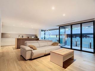 Affitto Appartamento in Els Vilars d´Engordany. Piso en excelentes condiciones de 3 dormitorios con terraza de 1