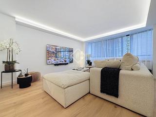 Piso en Centro. Fantástico piso dúplex de 276 m con un diseño moderno y con 5 do