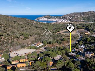 Chalet en Port de la Selva (El). Casa con jardín y piscina en venta en selva de mar, en una zona