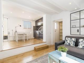 Attique à St. Pere - Sta. Caterina - El Born. Excelente ático de un dormitorio en venta con terraza privada en