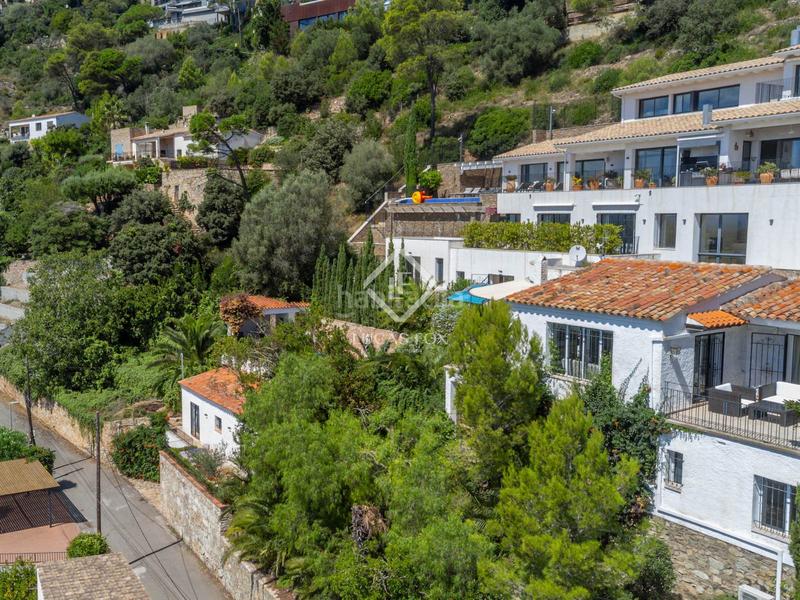 Foto 324e87ab-3a2e-42b9-811d-f1e802514d88. Xalet amb calefacció aparcament piscina a Fornells-Aiguablava Begur