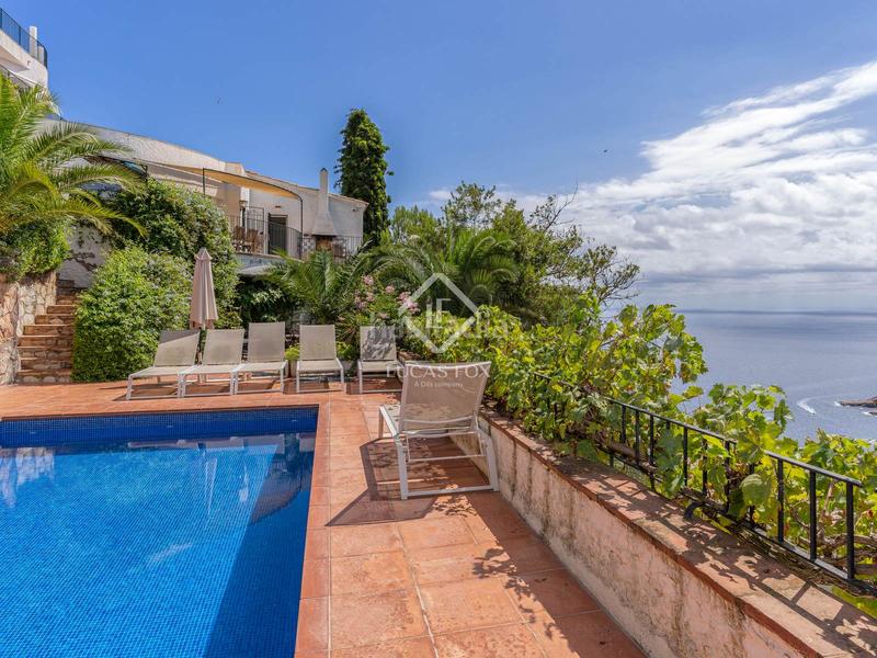 Foto a8e48f27-7ebb-478e-9b3e-e61be3a7e0fc. Xalet amb calefacció aparcament piscina a Fornells-Aiguablava Begur