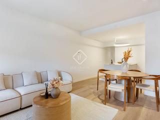 Pis a Raval. En venta exclusiva vivienda de obra nueva de tres dormitorios en