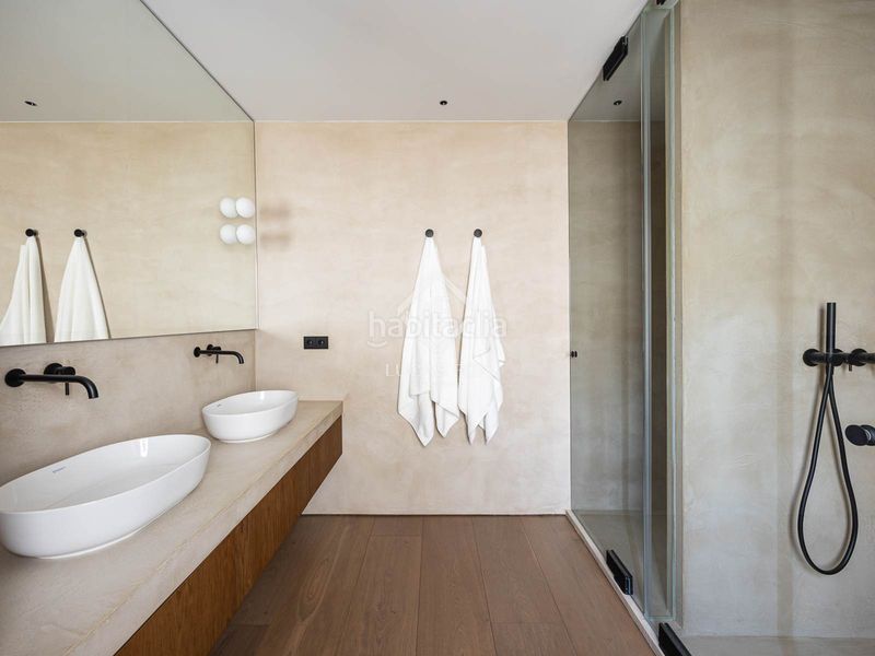 Foto e92b6a0e-31a4-455b-a814-be8ab98850c1. Piso  en excelentes condiciones de 3 dormitorios con 7m terraza en venta en eixample derecho en Barcelona