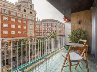 Appartement à Putget - Farró. Piso de 4 dormitorios con 28m terraza en venta en sant gervasi