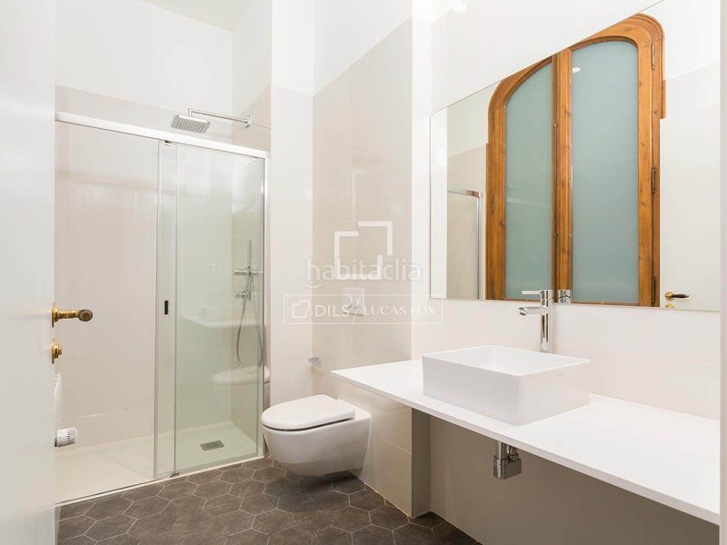 Foto 0b50e862-3b83-4846-a248-a3797cd6b6d3. Piso  en excelentes condiciones de 2 dormitorios en venta en eixample derecho en Barcelona