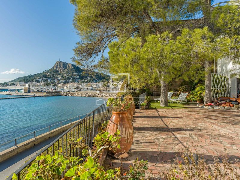 Foto 063576d8-87a6-45a6-9ae2-5bc413c056d4. Xalet amb calefacció aparcament a l´Estartit poble Estartit