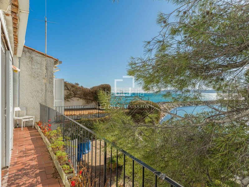 Foto 1f514854-e2cb-432c-9f48-38b17e17d355. Xalet amb calefacció aparcament a l´Estartit poble Estartit