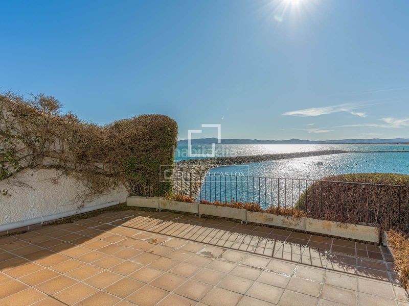 Foto 5f9fdc64-6482-48df-ac08-d6004d19fc72. Xalet amb calefacció aparcament a l´Estartit poble Estartit