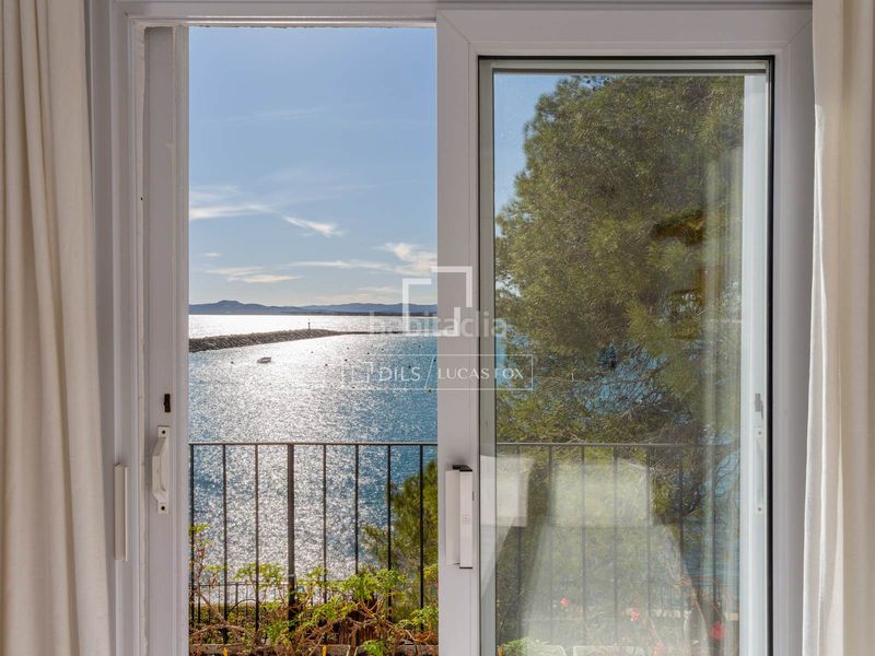 Foto 6c01b285-0a05-41d3-b258-468885e3a317. Xalet amb calefacció aparcament a l´Estartit poble Estartit