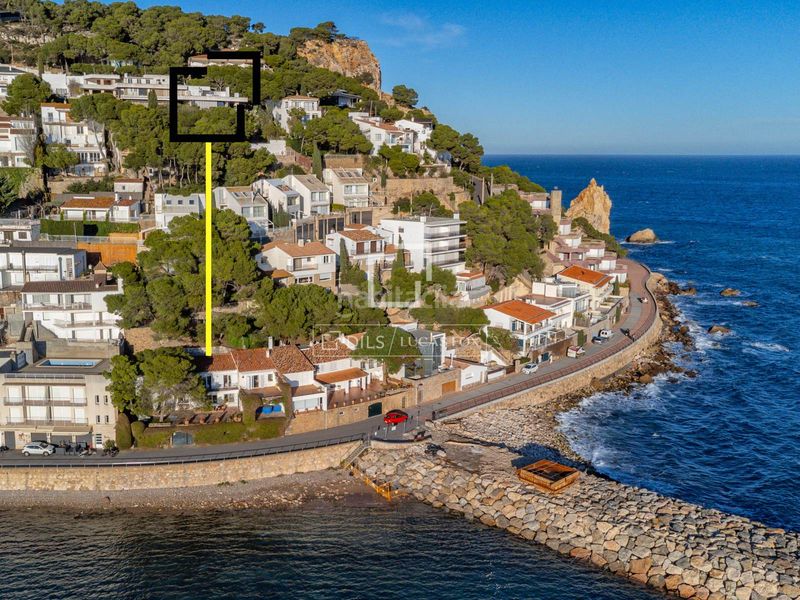 Foto b67f7a31-5fd4-43d4-aa58-e09c7f6489f3. Xalet amb calefacció aparcament a l´Estartit poble Estartit