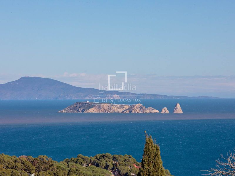 Foto 725183f0-eefd-4752-b974-80162eda2456. Chalet villa de obra nueva con vistas al mar en venta en Begur