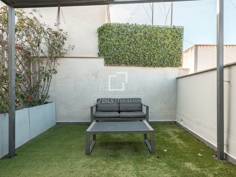 Foto 0676606f-46ff-43f4-84d6-4817951eef7e. Àtic amb calefacció aparcament piscina a Putget - Farró Barcelona