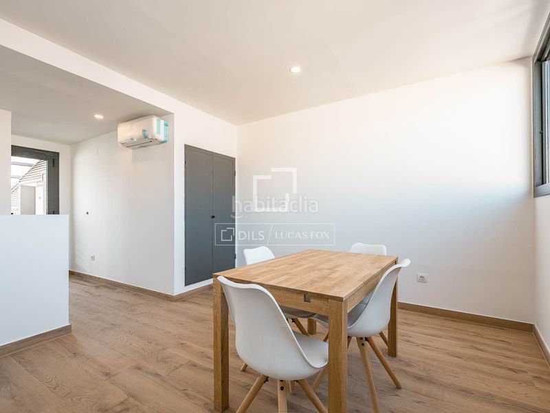 Foto a68ecaac-12b1-4c2c-a921-1987cfb49b74. Àtic amb calefacció aparcament piscina a Putget - Farró Barcelona