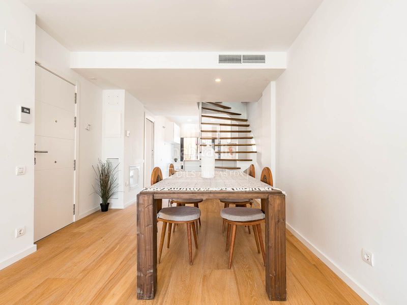 Foto b25e05fb-9361-4997-9784-255327d555e4. Àtic amb calefacció aparcament piscina a Putget - Farró Barcelona