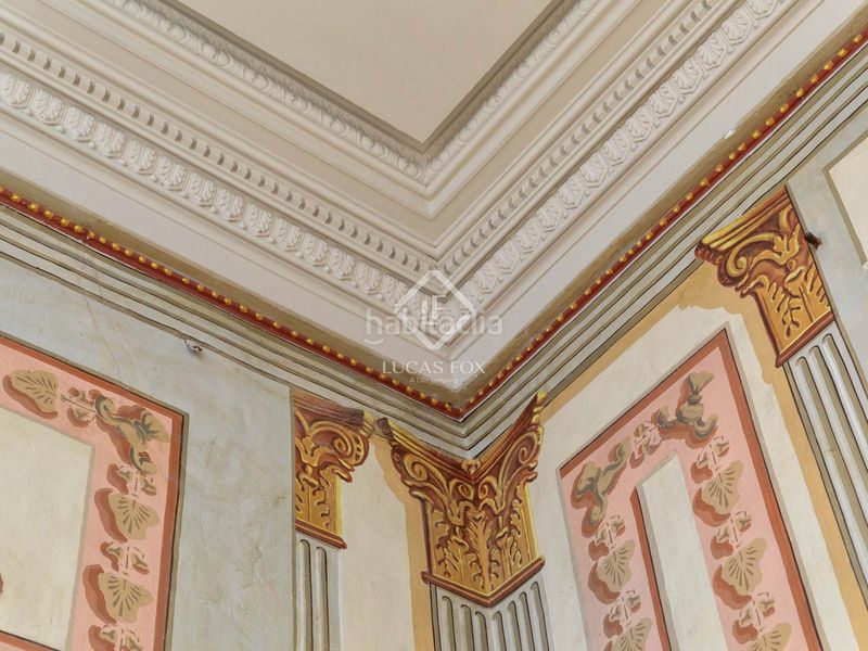 Foto 1278f22b-62d5-41f3-a57d-0a1c4d1d423d. Àtic amb calefacció aparcament a Centre-Barri Vell Girona