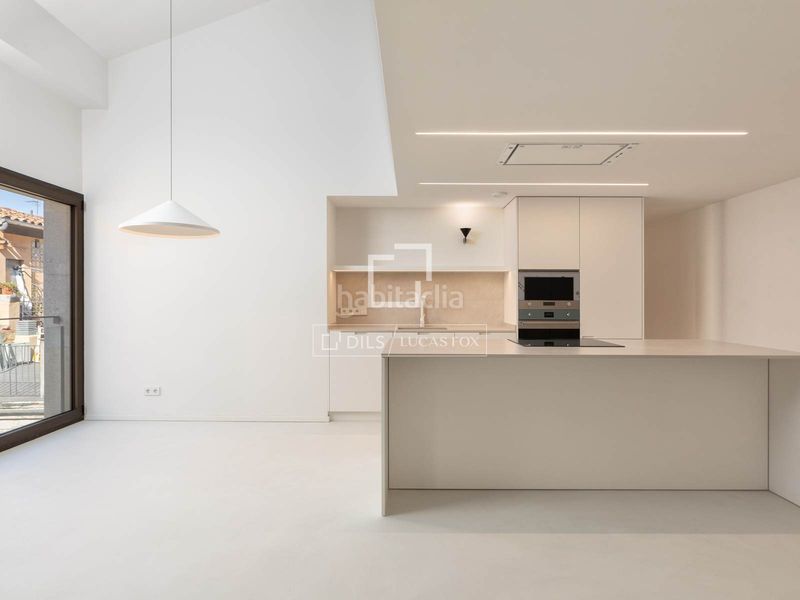 Foto bd23d2df-4386-4fb2-af75-0ca7b110f0b5. Àtic amb calefacció aparcament a Centre-Barri Vell Girona