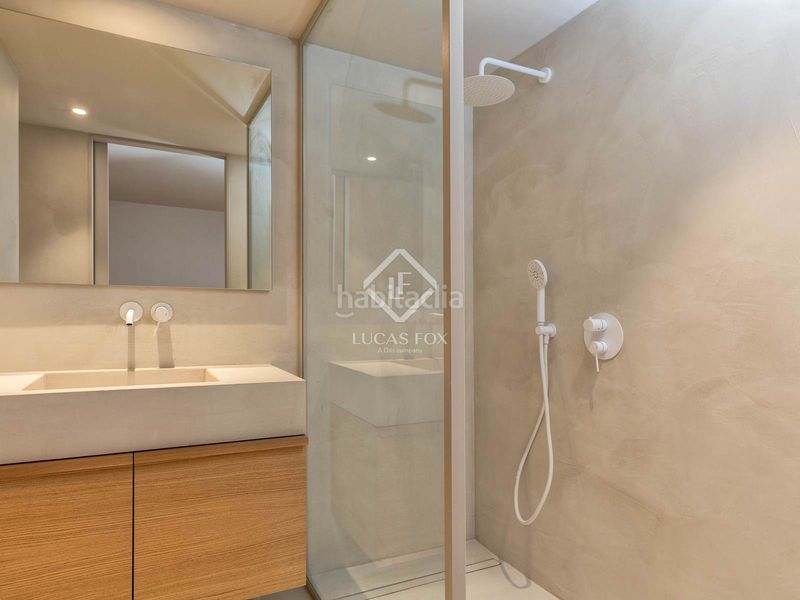 Foto a46d20cc-dd90-41f8-aa7f-0883fb38e1c7. Àtic amb calefacció aparcament a Centre-Barri Vell Girona