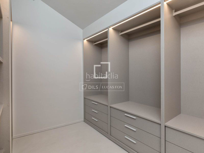 Foto b0f7ee8f-c239-4e20-b838-50ffa0d2ec96. Àtic amb calefacció aparcament a Centre-Barri Vell Girona