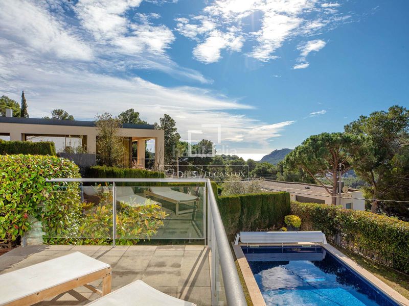 Foto 670c8f6b-7fcb-4383-a46b-501caec99a30. Xalet amb calefacció aparcament piscina a Tamariu