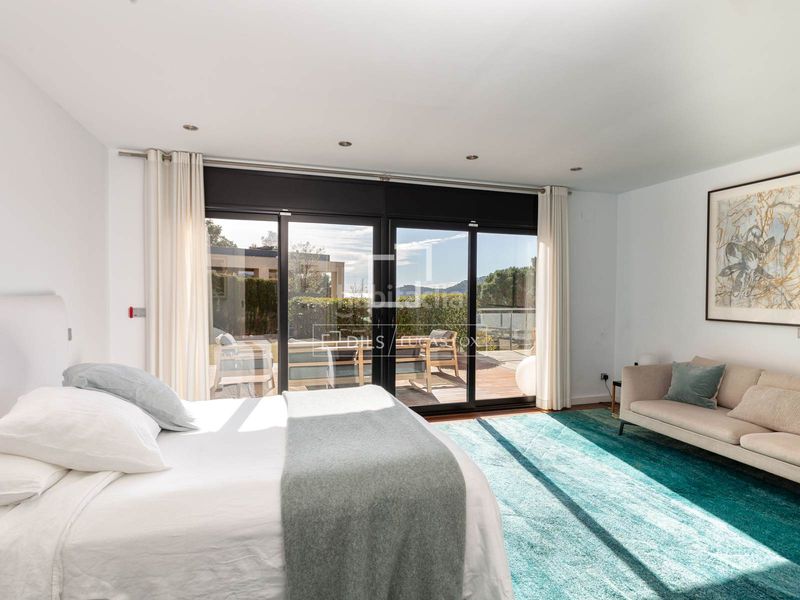 Foto 8c89fa3f-0ce2-4e61-b53c-db1c77ff2d8b. Xalet amb calefacció aparcament piscina a Tamariu