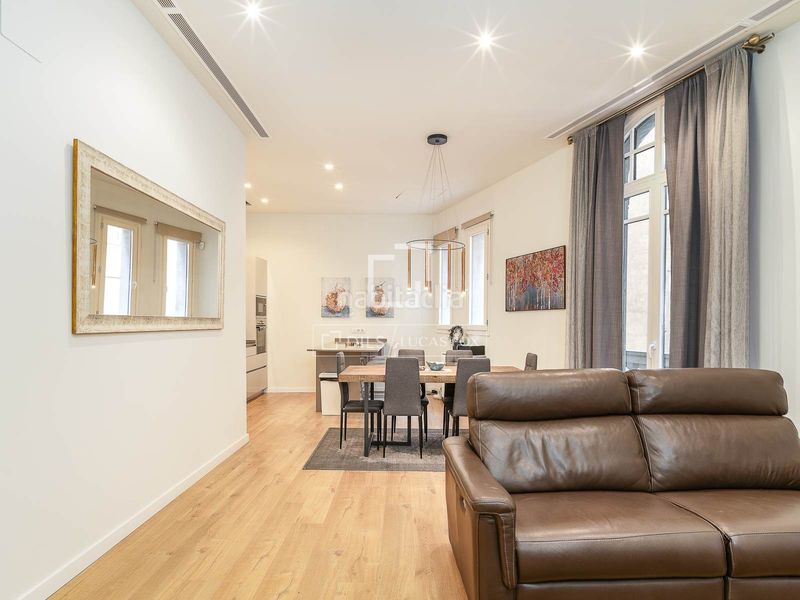 Foto 05d6ac98-acb3-4bdb-bc31-341ffdabe786. Pis amb calefacció a St. Pere - Sta. Caterina - El Born Barcelona