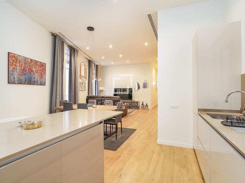 Foto eb674de5-f640-4165-b712-3858092d2284. Pis amb calefacció a St. Pere - Sta. Caterina - El Born Barcelona