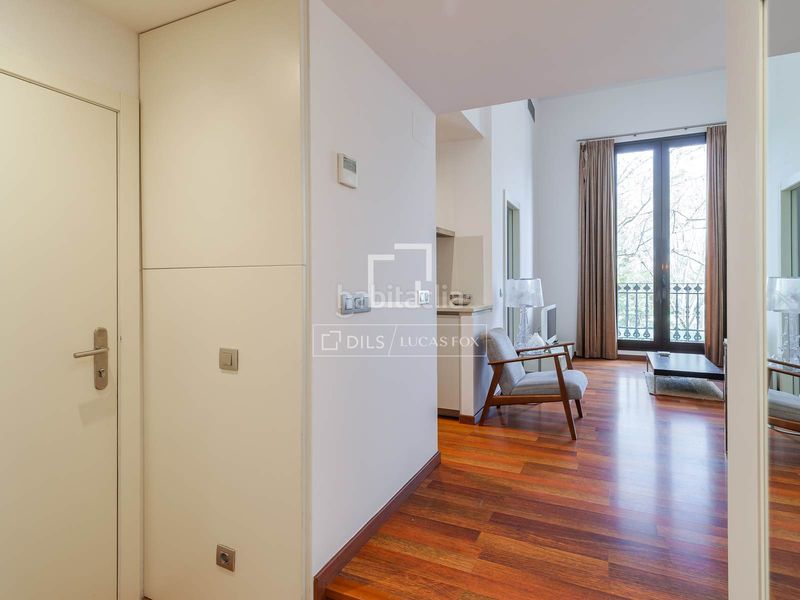 Foto bc19f44f-18ba-4ffd-a3f9-c08fb2dc5900. Pis amb calefacció a St. Pere - Sta. Caterina - El Born Barcelona