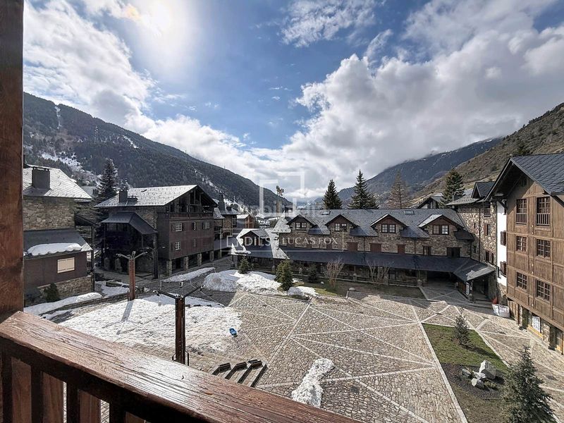 Foto 6c8e1ef6-7764-4bbb-9673-d42dbf495b9f. Piso  en excelentes condiciones de 2 dormitorios en venta en El Tarter, andorra en Canillo