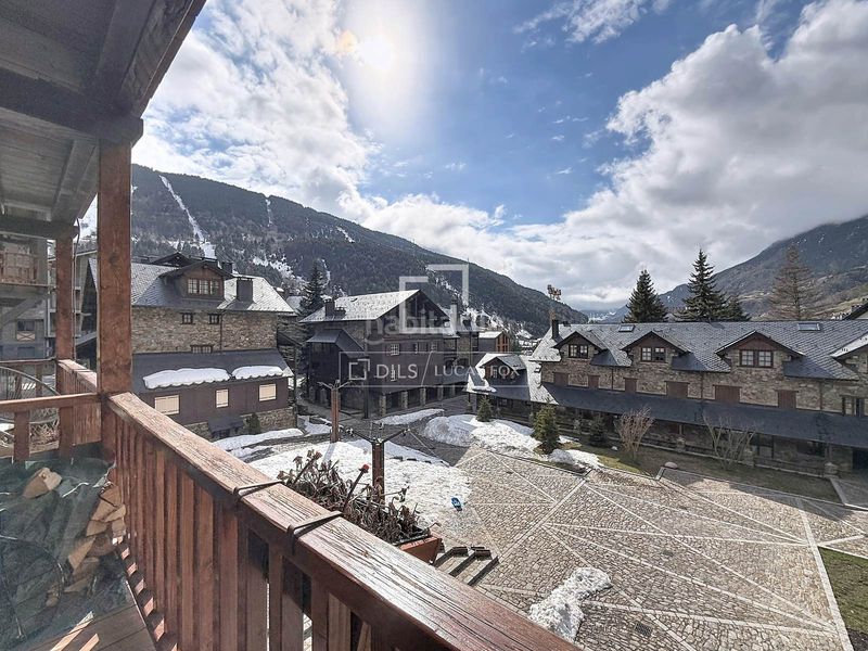 Foto 77a9cded-ba46-4f4a-bdd9-a0ea3f5d37f8. Piso  en excelentes condiciones de 2 dormitorios en venta en El Tarter, andorra en Canillo