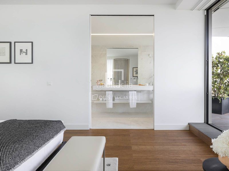 Foto 192ccc8c-69c7-49ec-b1dc-5c583d2303fc. Pis amb calefacció aparcament piscina a Besòs - Maresme Barcelona