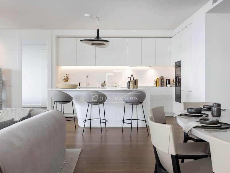 Foto b73a57be-5814-4977-b396-cc4153c7e296. Pis amb calefacció aparcament piscina a Besòs - Maresme Barcelona