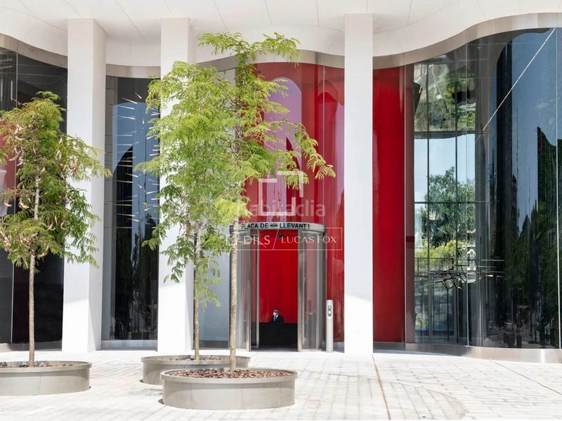 Foto 51c31eff-be3b-40df-9884-a1316649b63e. Piso residencia de obra nueva con tres dormitorios y terraza de 57m en venta en diagonal mar en Barcelona