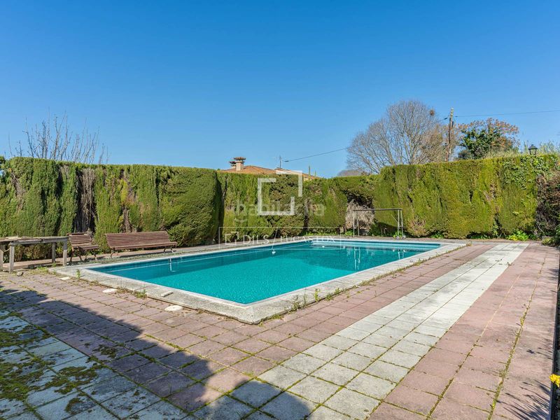 Foto d13429c4-8b39-4a28-9697-86fde3e711a0. Masia amb calefacció aparcament piscina a Fontcoberta