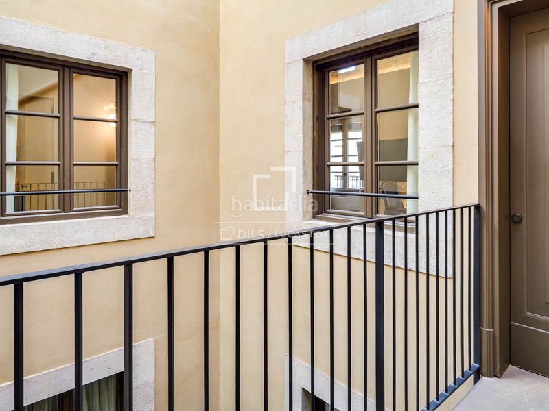 Foto a3e7ccb1-19cc-40cd-9ff8-16ea027746b7. Pis amb calefacció a St. Pere - Sta. Caterina - El Born Barcelona