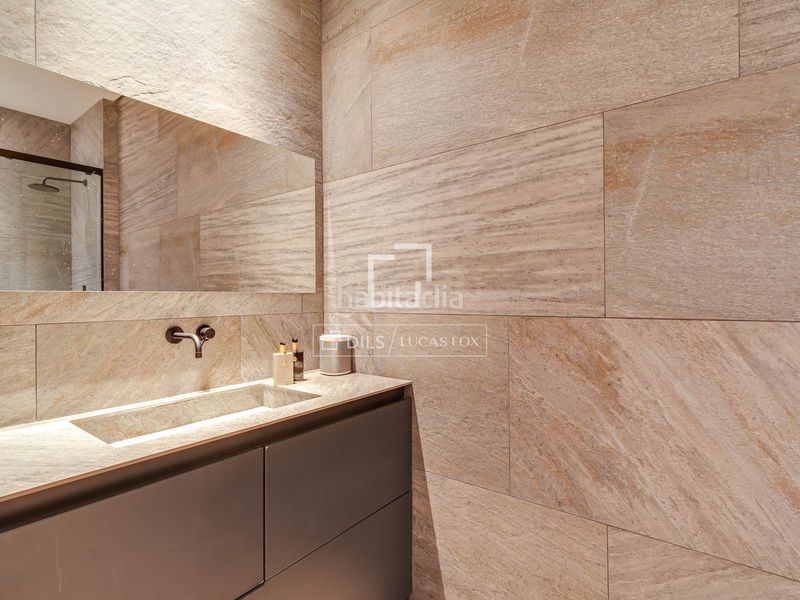 Foto b3d4c9fc-c319-42b3-8a5b-6b3fc8783167. Pis amb calefacció a St. Pere - Sta. Caterina - El Born Barcelona