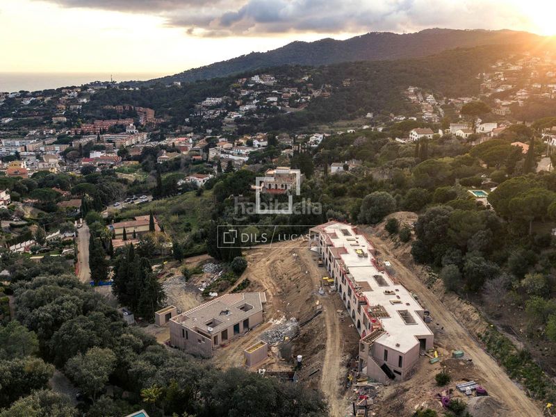 Foto dab777e1-8b79-40dd-8e60-6cbbc1ee80fd. Chalet exclusiva vivienda de obra nueva con impresionantes vistas al mar en venta , barcelona. en Cabrils