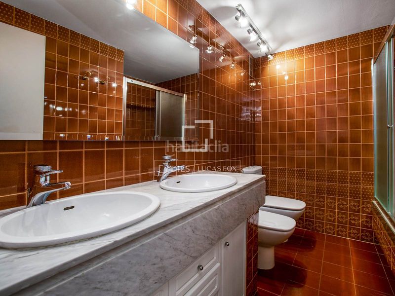 Foto 184ac241-7557-4995-8b81-8e352aab6509. Xalet amb calefacció aparcament piscina a Alella